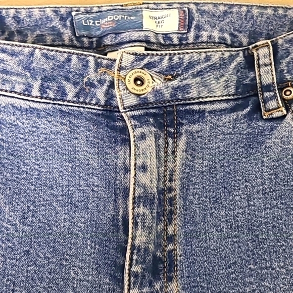 - Y2K LIZ JEANS Light Acid Wash Size 10 Ankle/Short  Loose Fitting - Picture 3 of 8